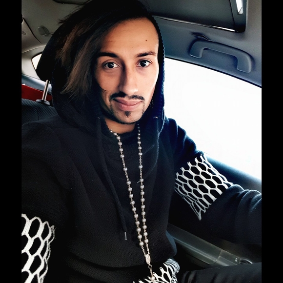 Meet your Posher, Jesus - Picture 1 of 1